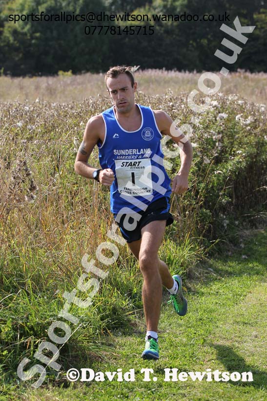 Senior mens relay Sunderland Harreirs Cross Country. Photo: David T. Hewitson/Sports for All Pics